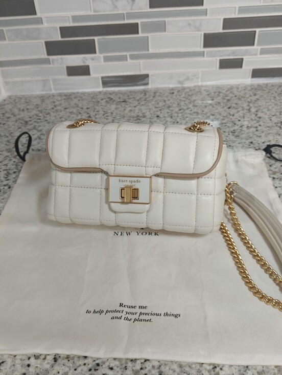 kate spade Handbags - Kate spade evelyn quilted bag small shoulder crossbody (ivory white, gold)